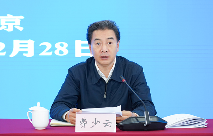 03 費(fèi)少云書記作工作報(bào)告.jpg
